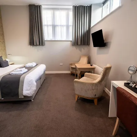 The Lamplighter Dining ~ 4* Windermere