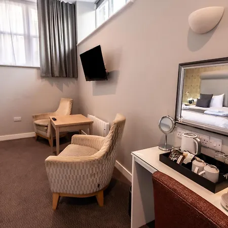 The Lamplighter Dining ~ 4*