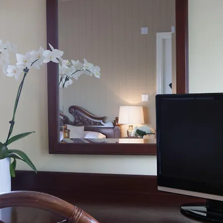 The Lamplighter Dining ~ 4*