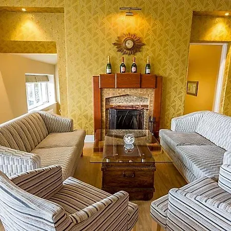 The Lamplighter Dining ~ 4* Windermere