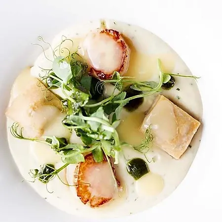 The Lamplighter Dining ~ Maison d'hôtes 4*