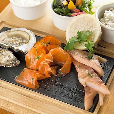The Lamplighter Dining ~