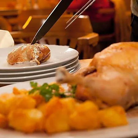 The Lamplighter Dining ~ Maison d'hôtes Windermere