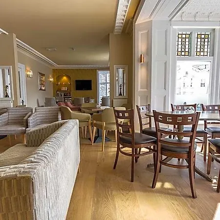 The Lamplighter Dining ~ Maison d'hôtes 4*