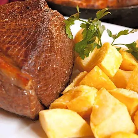 The Lamplighter Dining ~ 4*