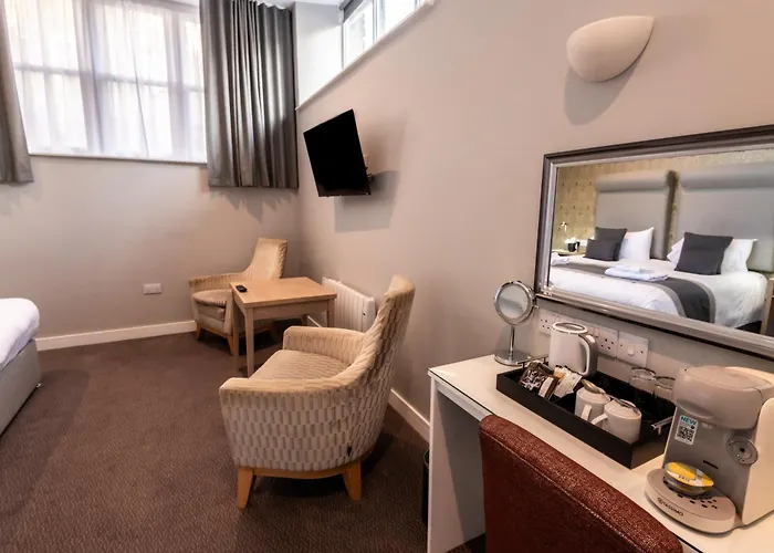 The Lamplighter Dining ~ 4*