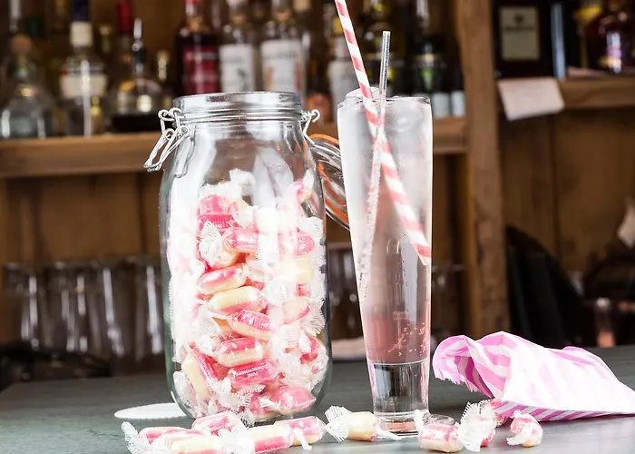 The Lamplighter Dining ~ 4* Windermere