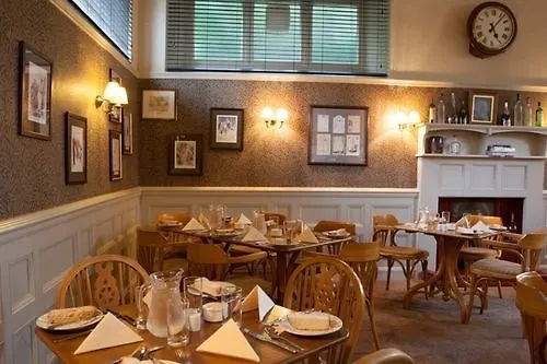 The Lamplighter Dining ~ 4* Windermere