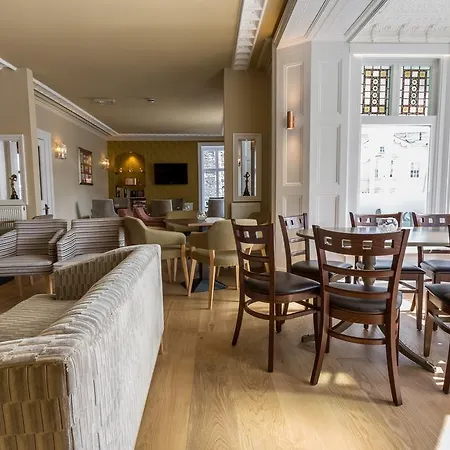 The Lamplighter Dining ~