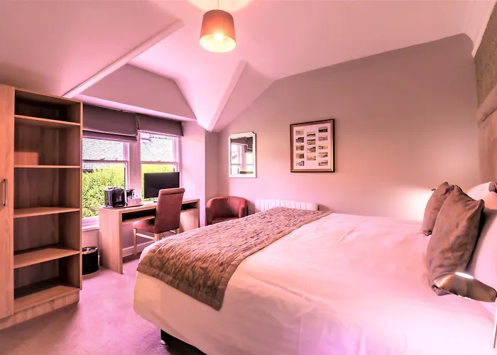 Konukevi The Lamplighter Dining ~